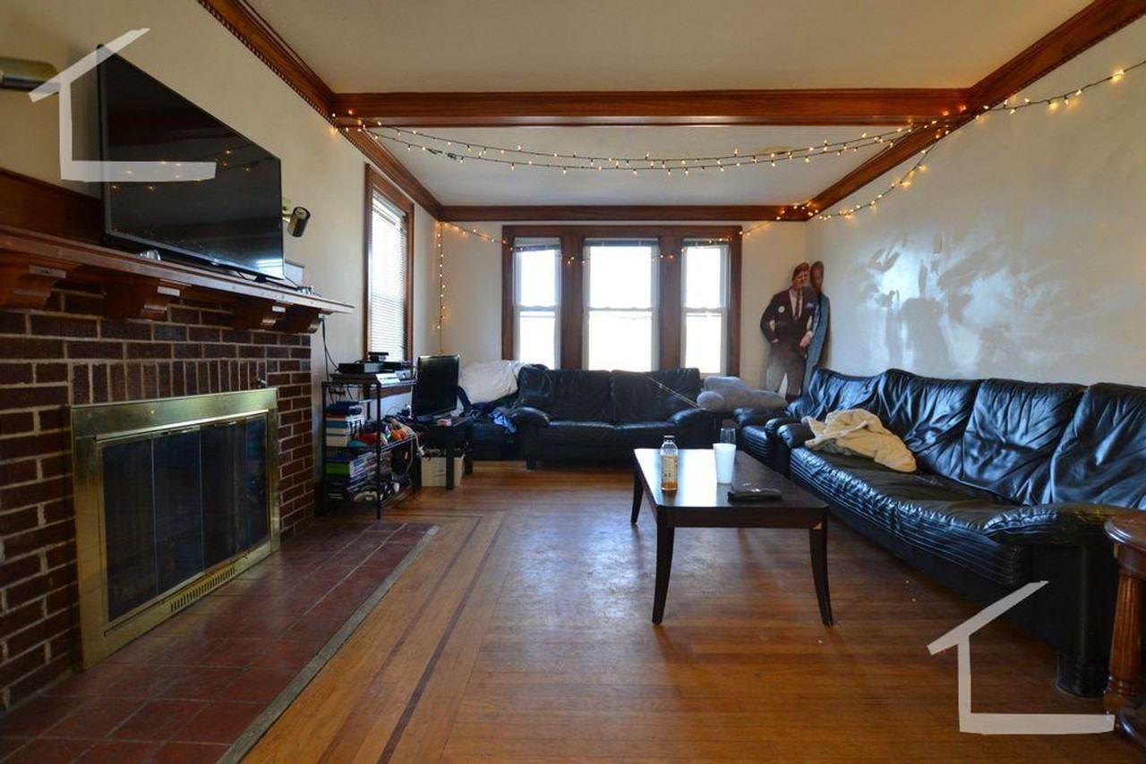 116 Lake St - Photo 7 of 19