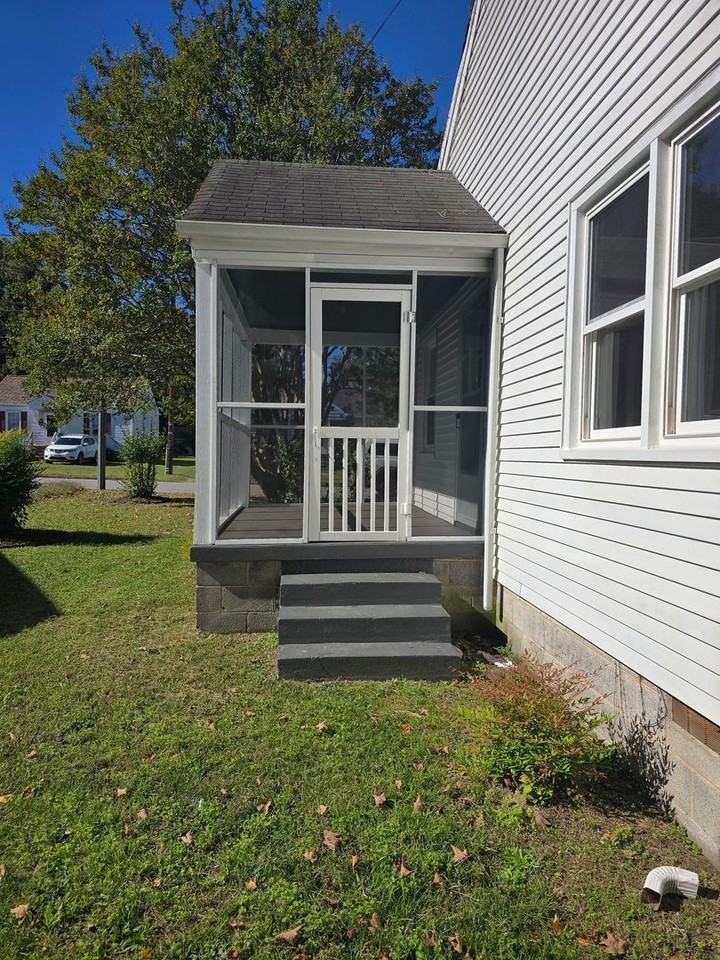 507 Beech St - Photo 2 of 6