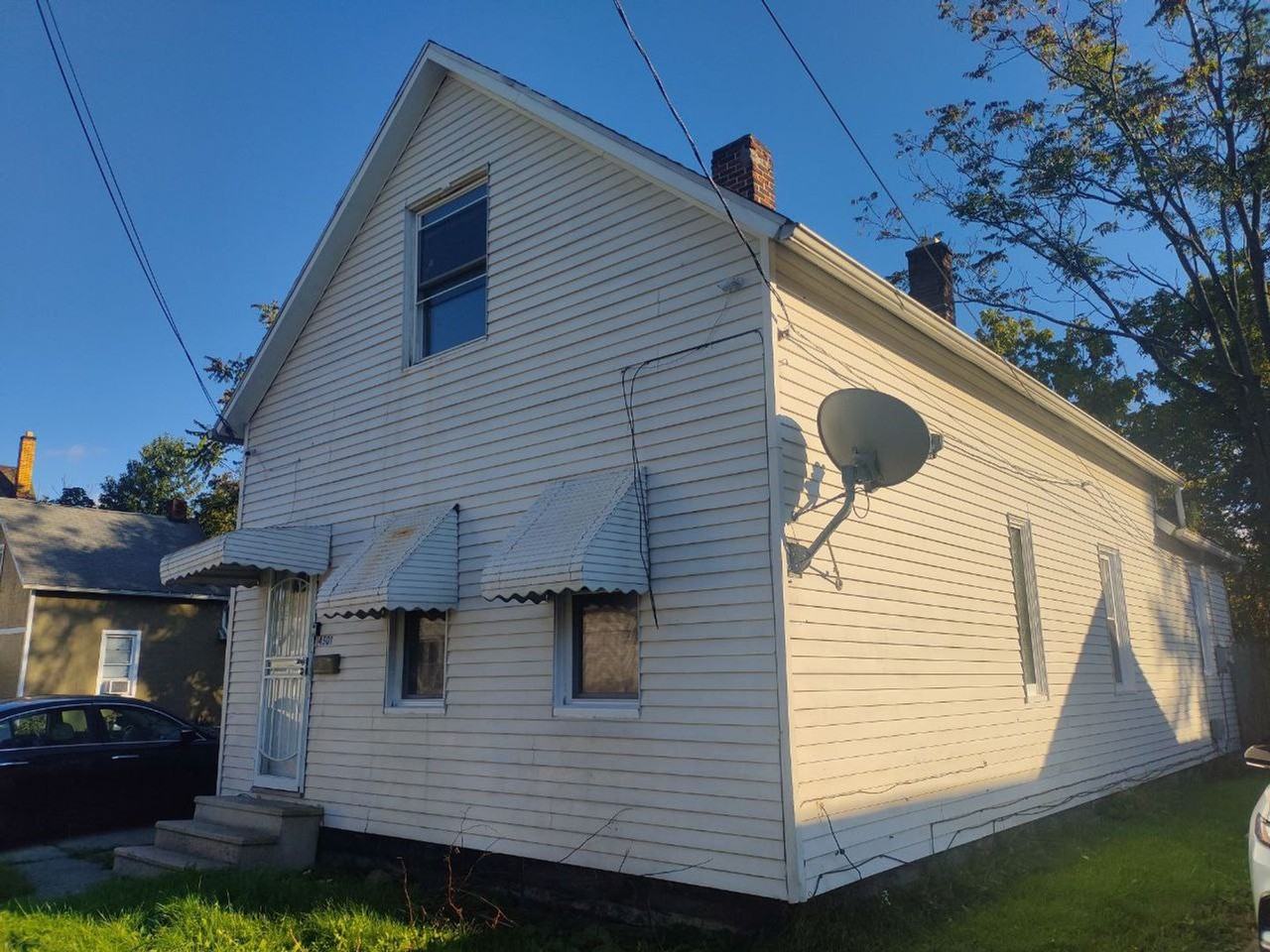 4501 Hyde Ave - Photo 5 of 6