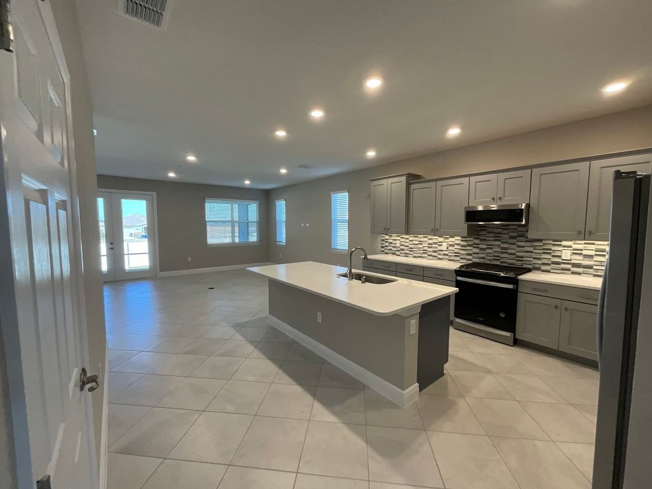 7727 Sw 57th Pl - Photo 6 of 22