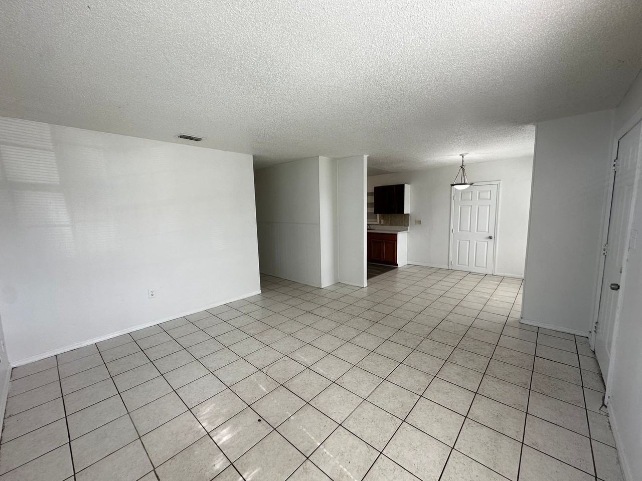 5261 Letha St - Photo 3 of 22