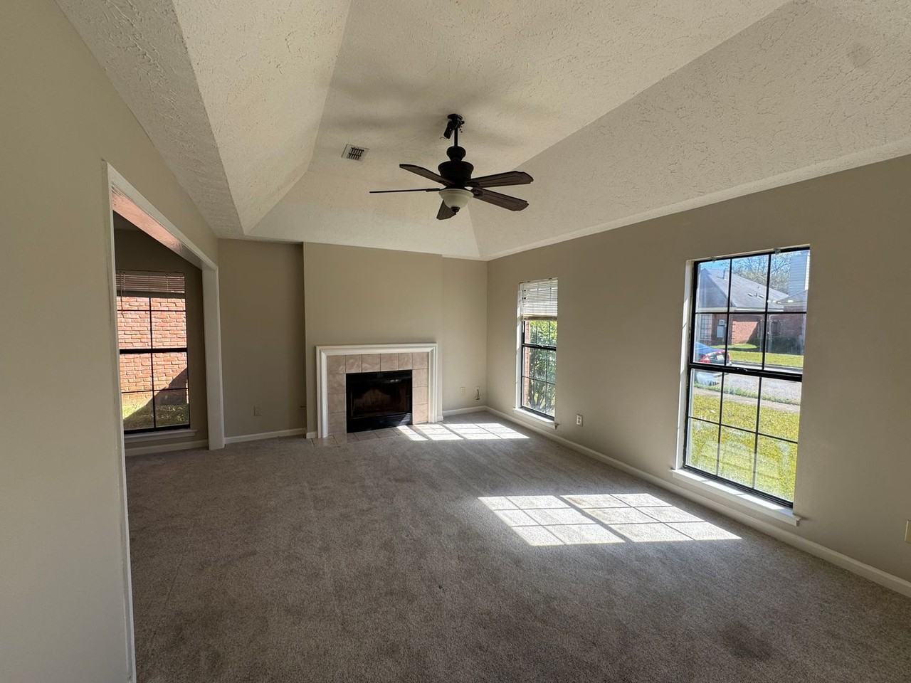 2017 Station Court - Photo 3 of 28