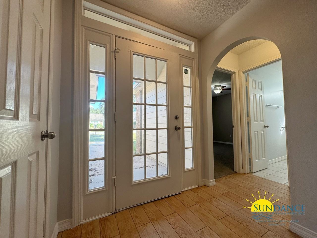 130 Wright Cir - Photo 2 of 24