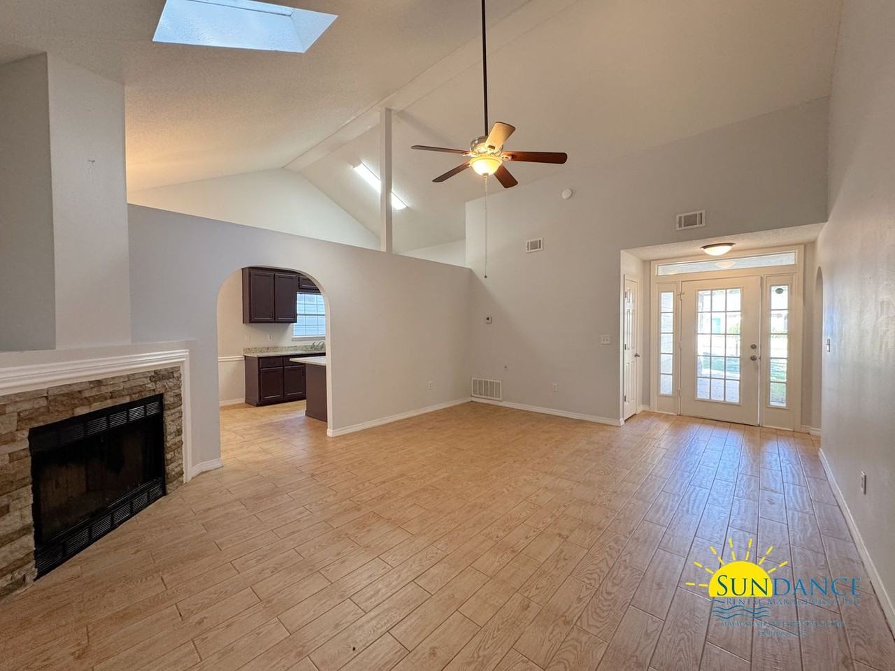 130 Wright Cir - Photo 3 of 24