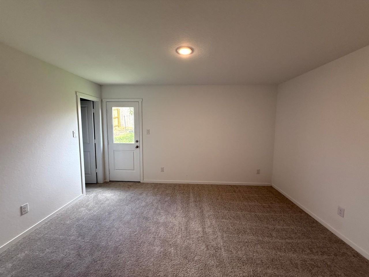 3614 Glade Crk - Photo 6 of 15