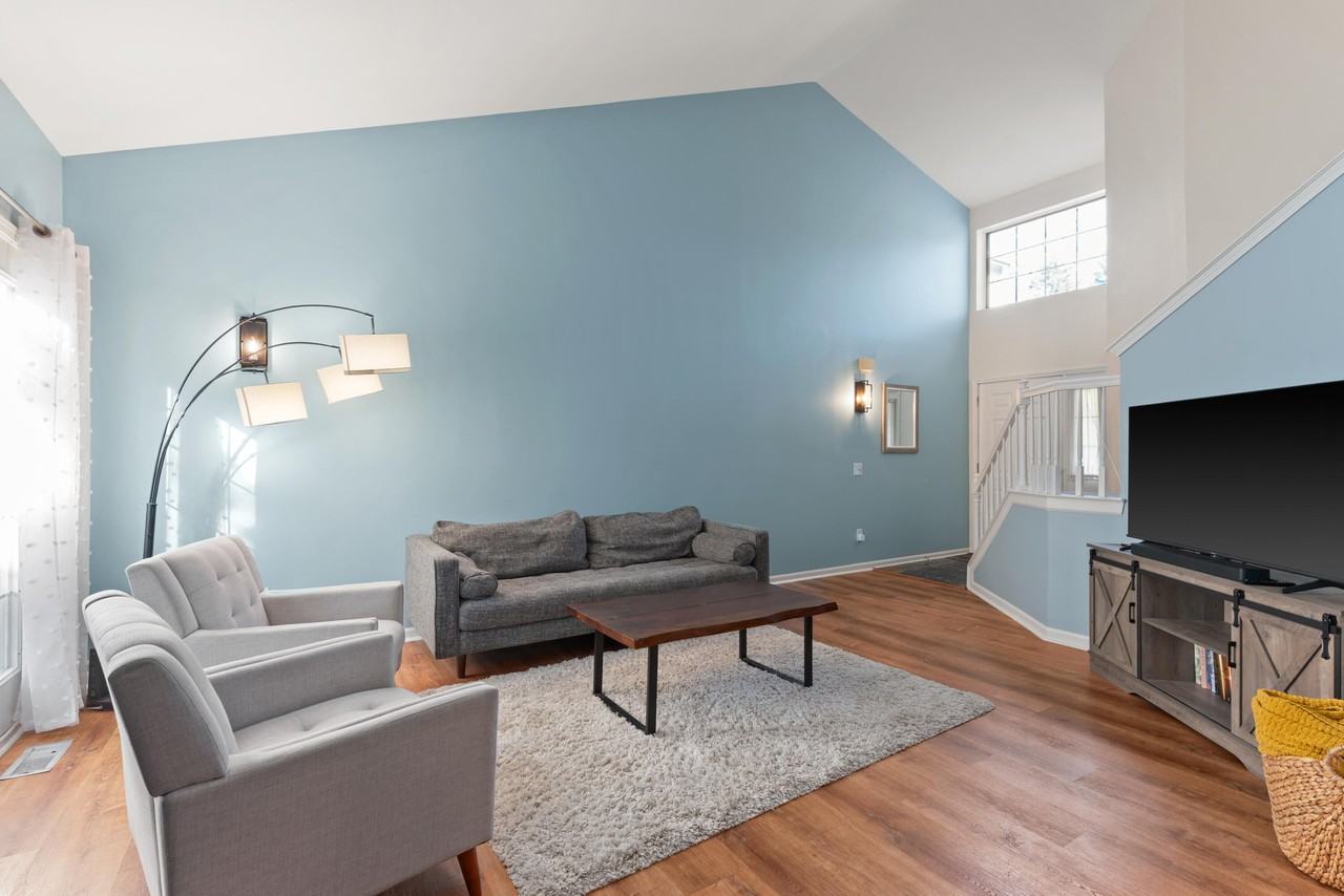 1173 Fairways Blvd - Photo 3 of 28