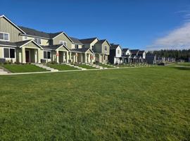 featured image of 86 E Spirea Ln