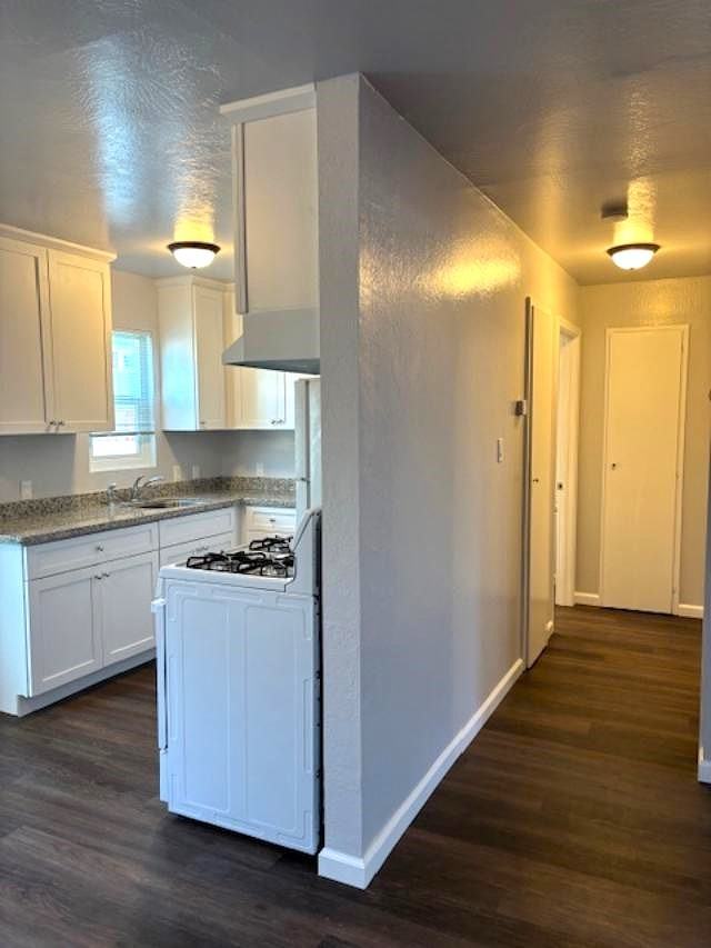 341 Albion Ave #2 - Photo 6 of 13