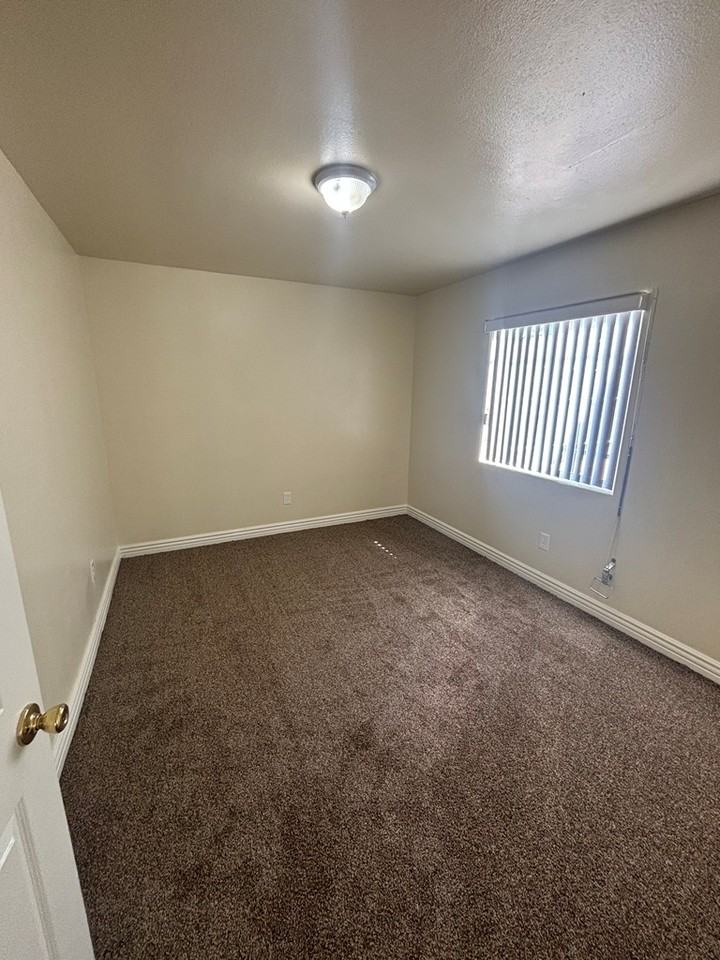 132 East 79th Street - Photo 3 of 9