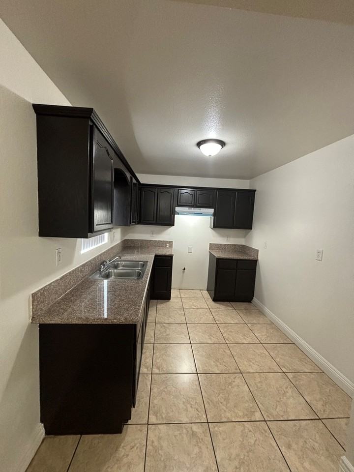 1602 East 92nd Street - Photo 2 of 12