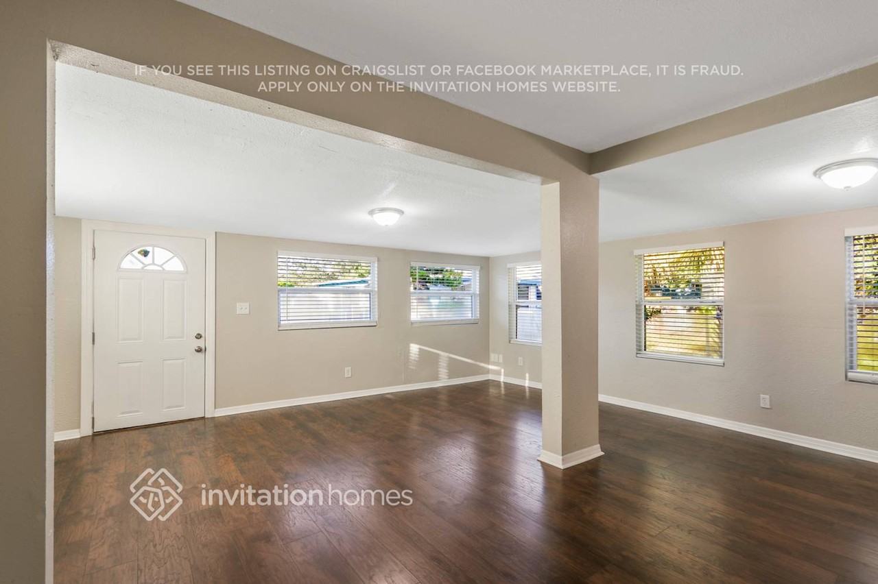 741 37th Ave S - Photo 3 of 29