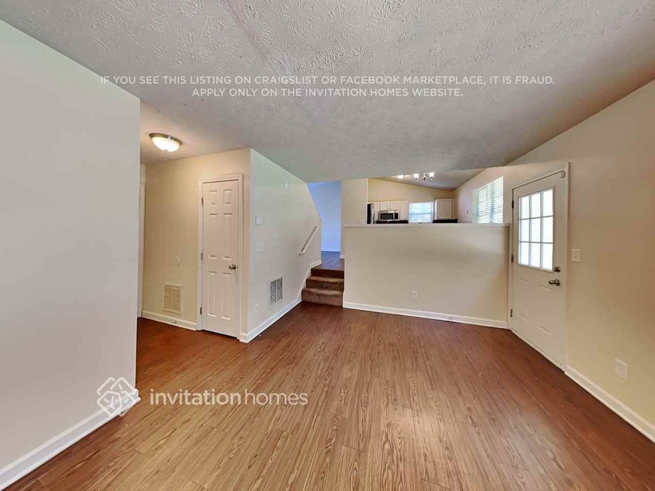 3677 Oakland Spring Court - Photo 4 of 16