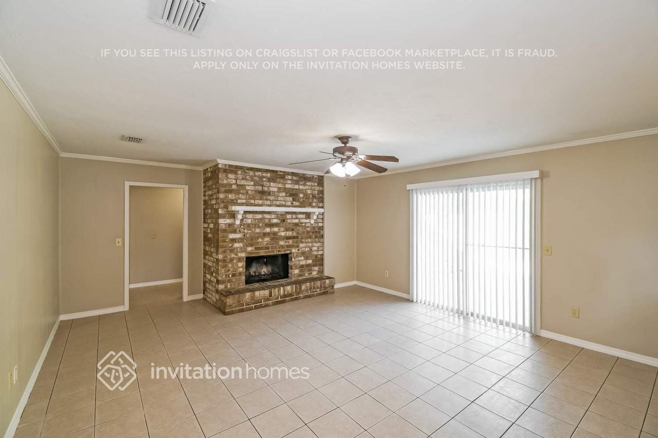 117 Ridgefield Ct - Photo 5 of 18