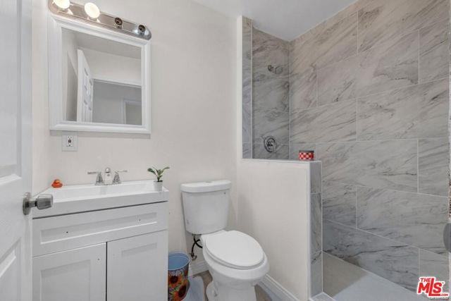 7705 Baird Ave - Photo 2 of 8