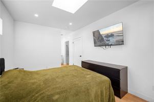 featured image of 9462 Odessa Avenue