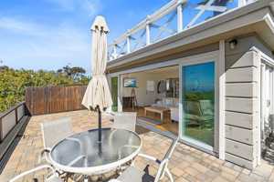 featured image of 2315 Glenneyre St #1-2