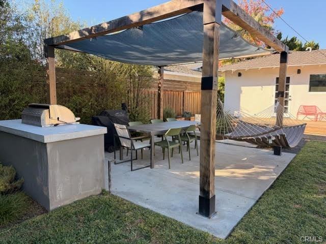 1213 Belfast Ave - Photo 3 of 8