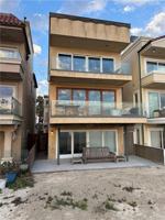 featured image of 87 Surfside Avenue