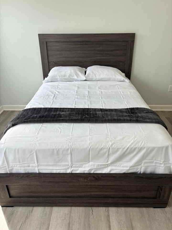 N Lakewood Ave - Photo 2 of 11