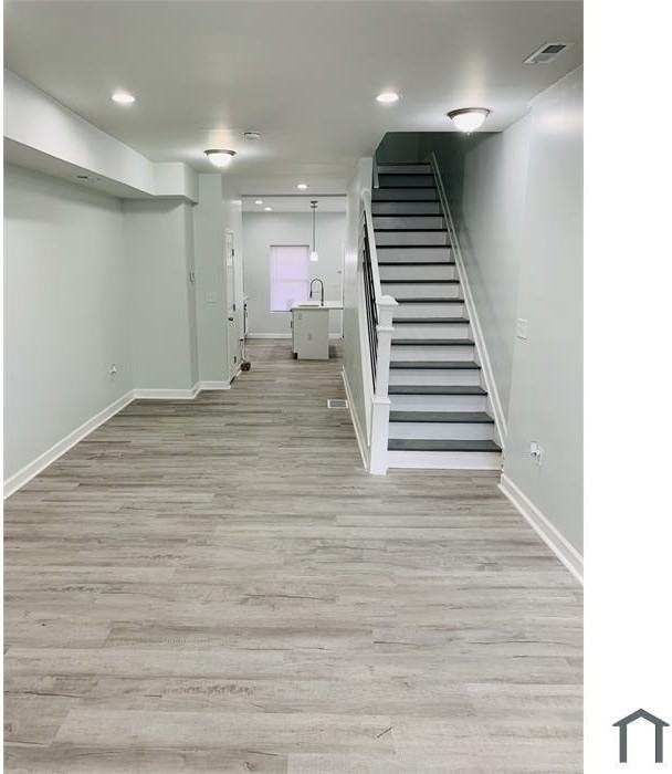 N Lakewood Ave - Photo 4 of 11