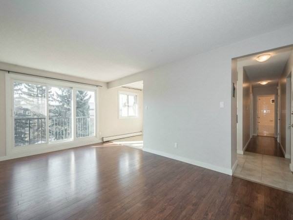 Elmwood Apartments - Photo 3 of 7