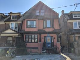 featured image of 17 Rusholme Park Cres