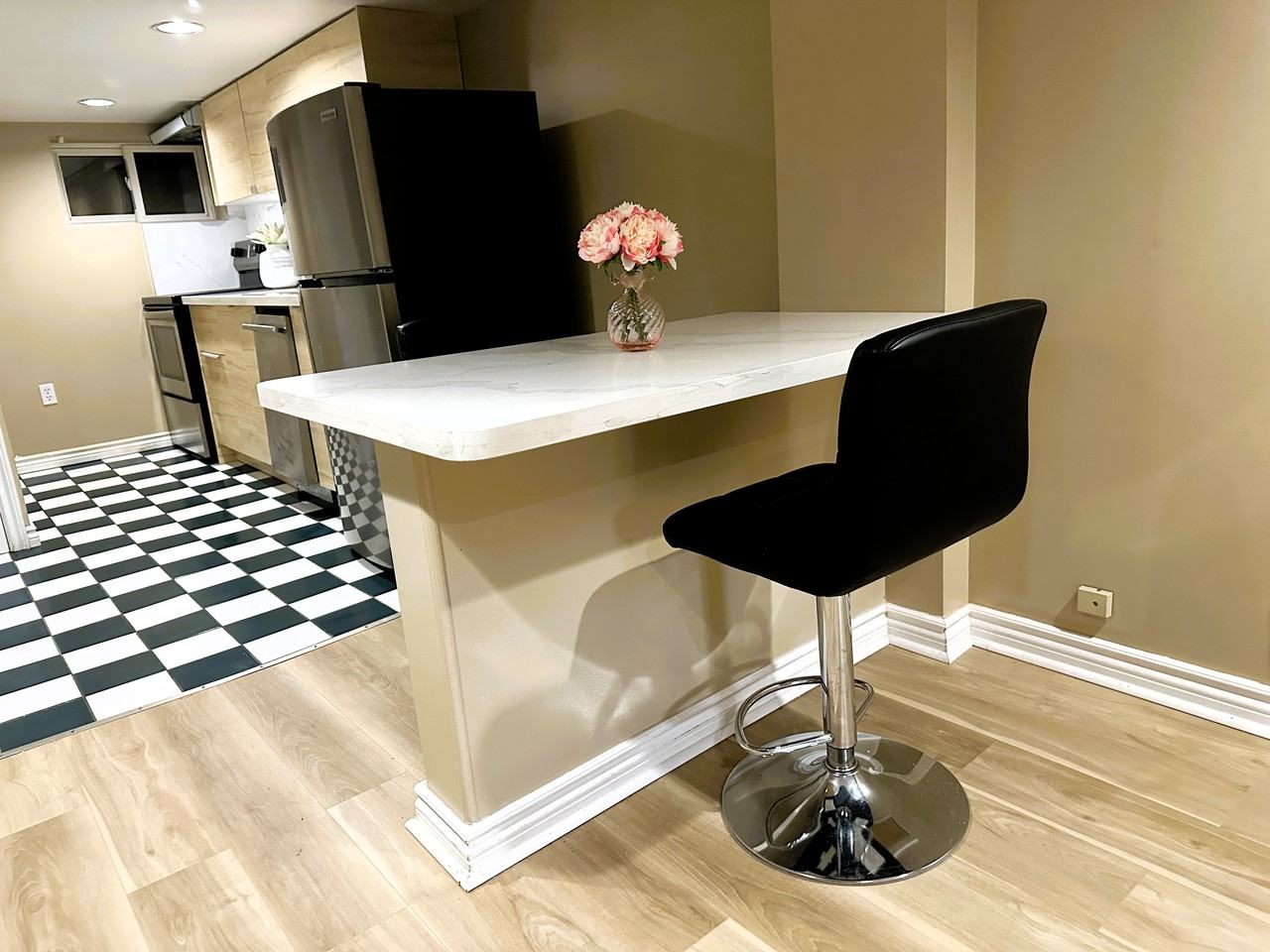 Mortimer Ave & Woodbine Ave - Photo 4 of 18