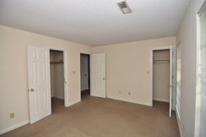 featured image of 2606 Wynterhall Rd Se