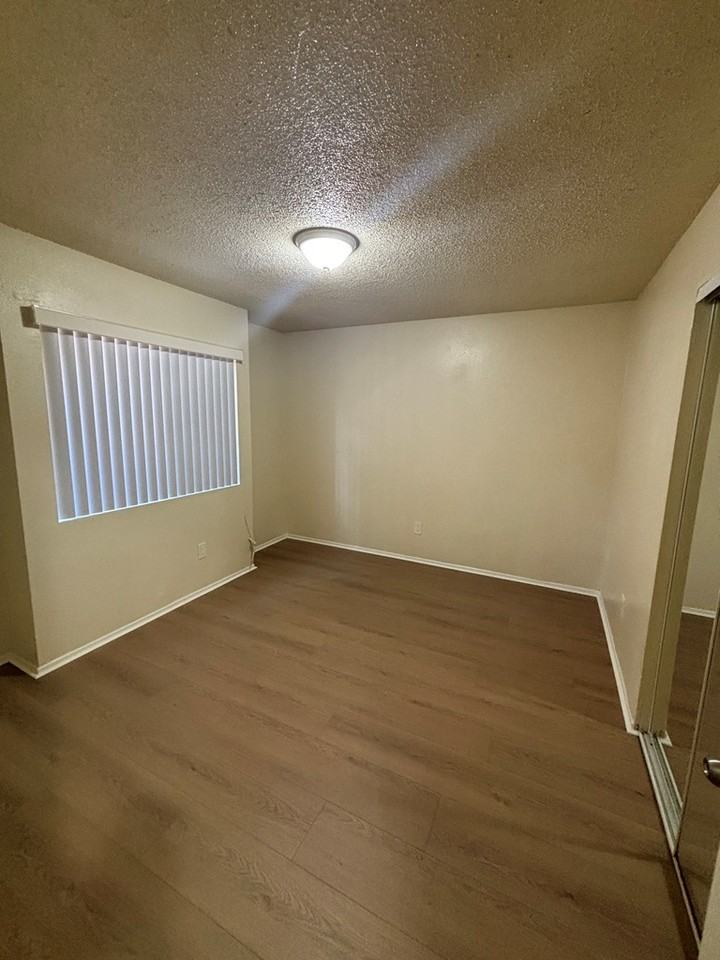 4311 Morgan Avenue #B - Photo 7 of 11