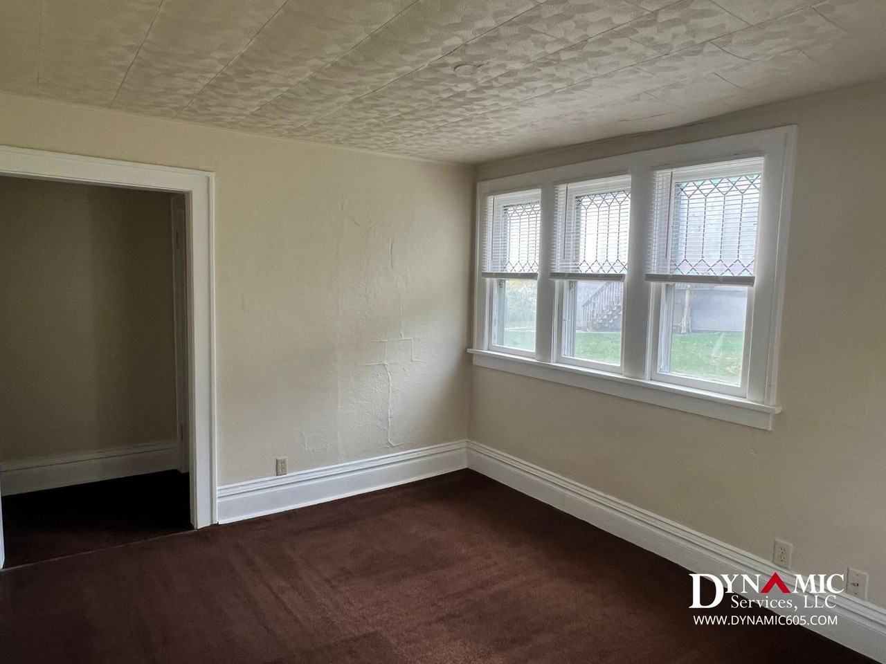 434 N Spring Ave | All Utilities Paid by Landlord - Photo 3 of 44