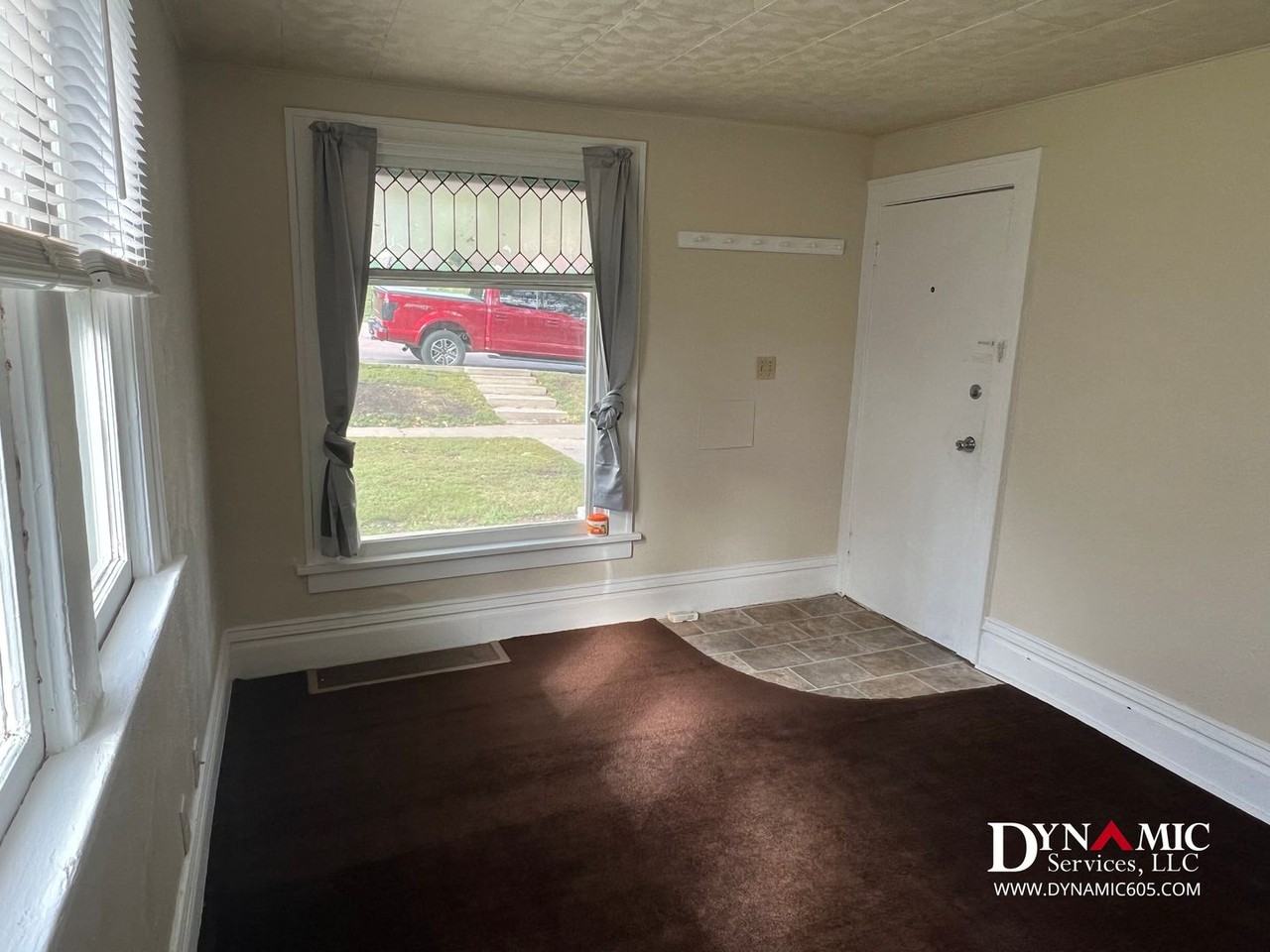 434 N Spring Ave | All Utilities Paid by Landlord - Photo 5 of 44