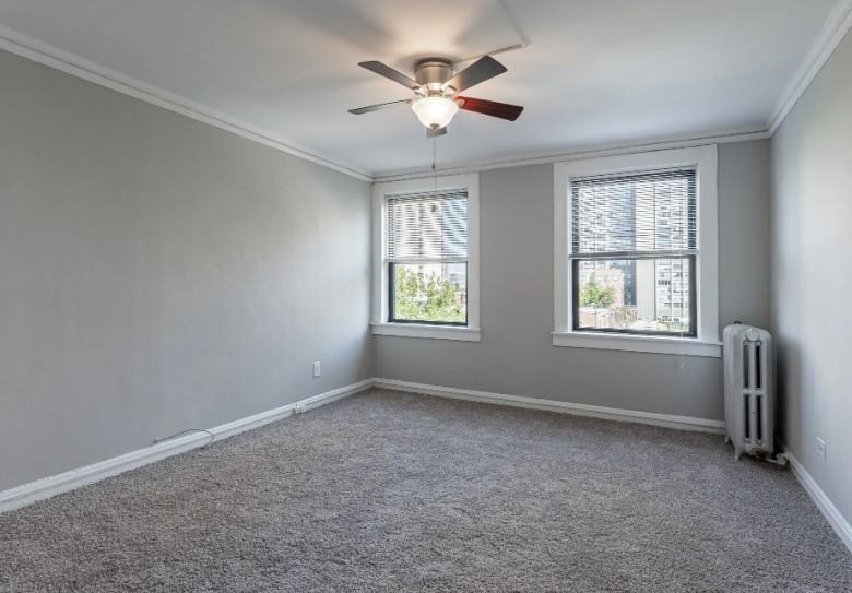 W Sheridan Rd & N Pine Grove Ave - Photo 6 of 11