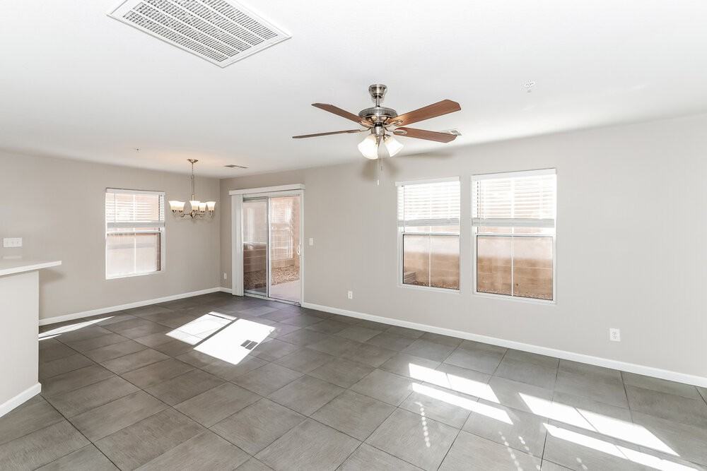 151 Desert Pond Avenue - Photo 6 of 17