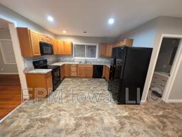 featured image of 810 3rd St Se