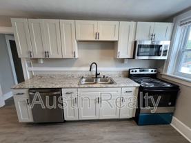 2173A S Big Bend Blvd - Photo 1 of 1