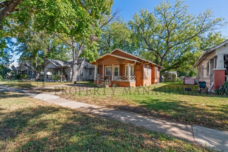 2020 S Main St - Photo 3 of 27