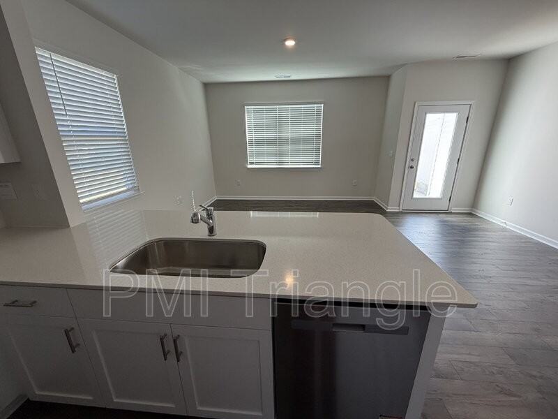 434 Belgian Red Way - Photo 5 of 16