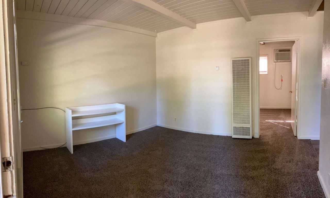 1130 Stoddard Ave #8 - Photo 2 of 9