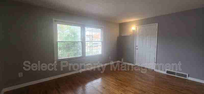 616 Lawton Pl - Photo 3 of 15