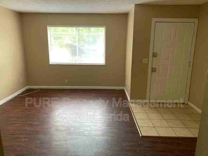 2514 Northwest 3rd Avenue - Photo 3 of 23