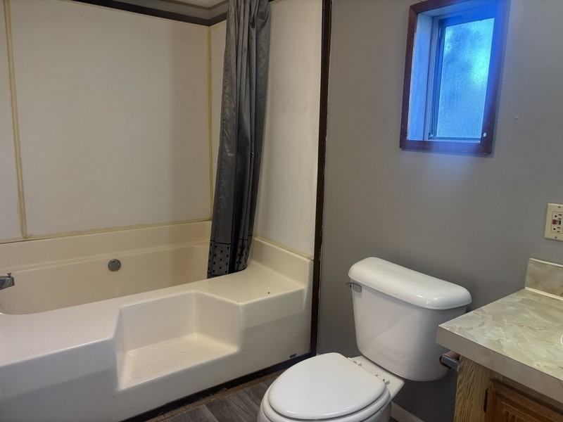 1528 Apache Dr - Photo 6 of 9