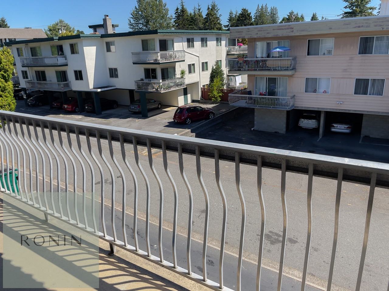 1340 Fir Street #204 - Photo 5 of 26