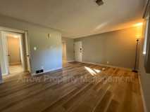 320 Lincoln St #9 - Photo 1 of 1