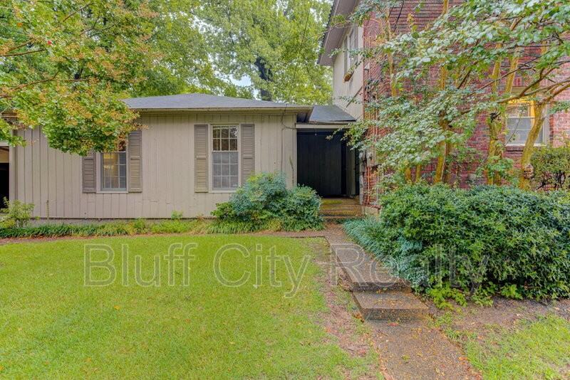 654 Anderson St - Photo 3 of 14