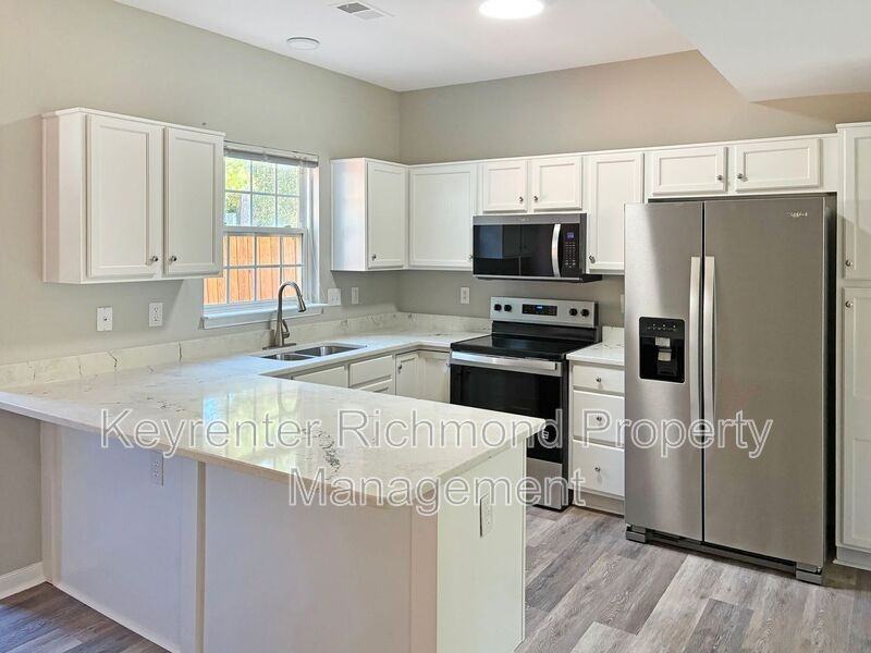 9207 Stone Meadow Dr - Photo 7 of 19