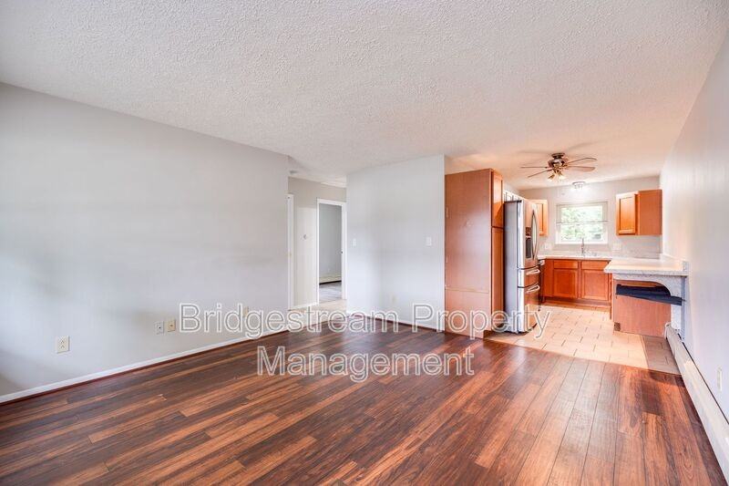 14 Candlewood Ct - Photo 3 of 15