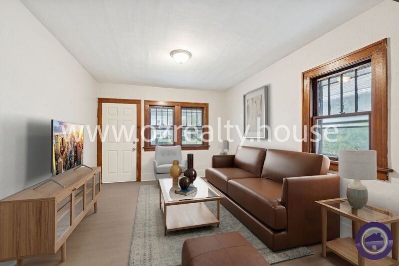 1749 Berdan Avenue - Photo 2 of 19