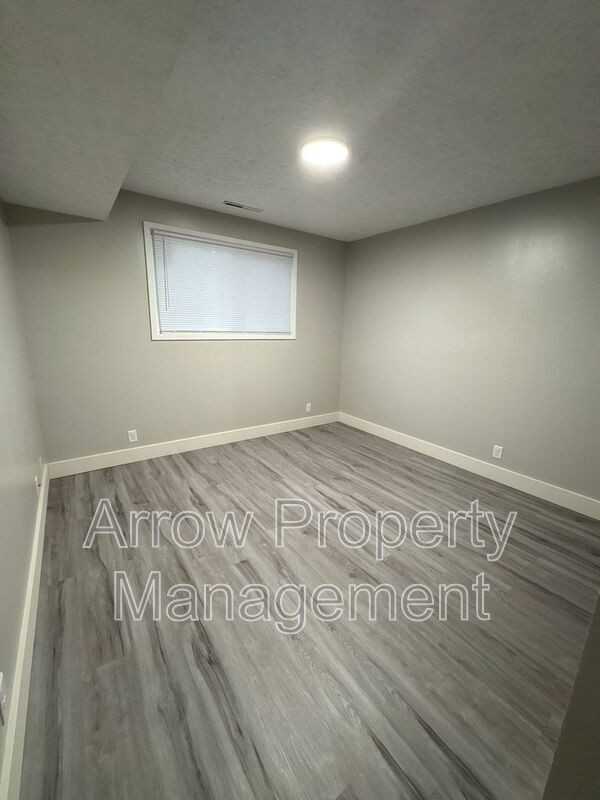 1725 N Iowa Ave #2 - Photo 7 of 11