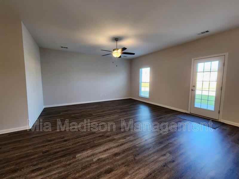 101 Whistle Down Way - Photo 3 of 31