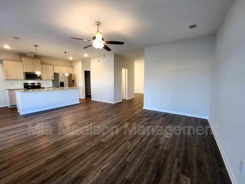 101 Whistle Down Way - Photo 4 of 31